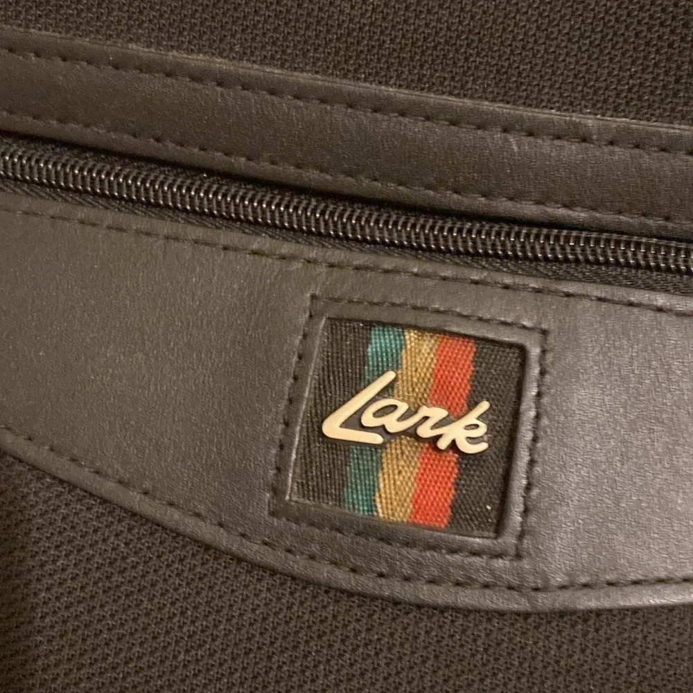 LaARK BLACK WEEKENDER BAG . Very good condition